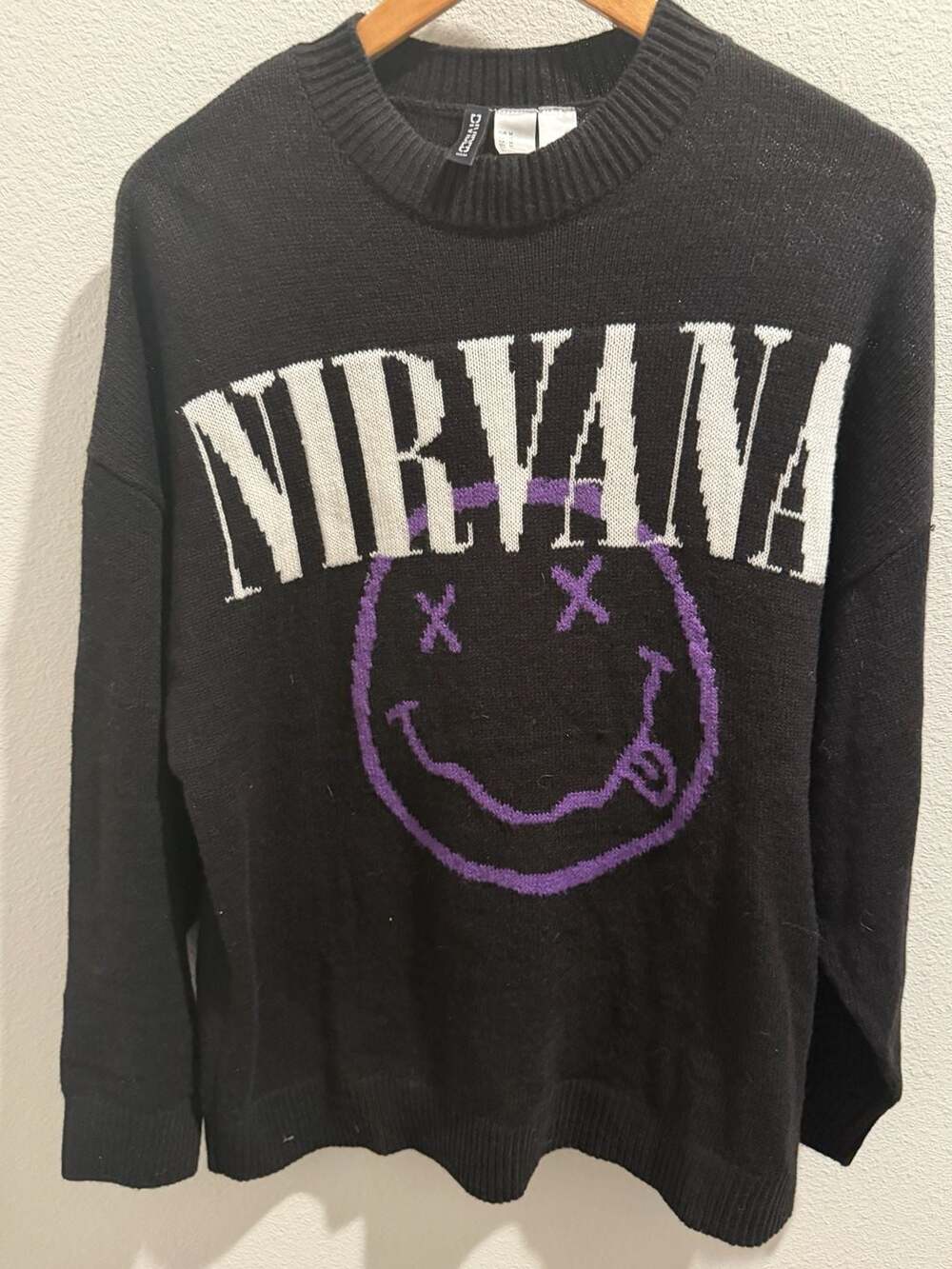 H&M Divided Nirvana Graphic Sweater Black Purple Smiley Face Band Knit Medium